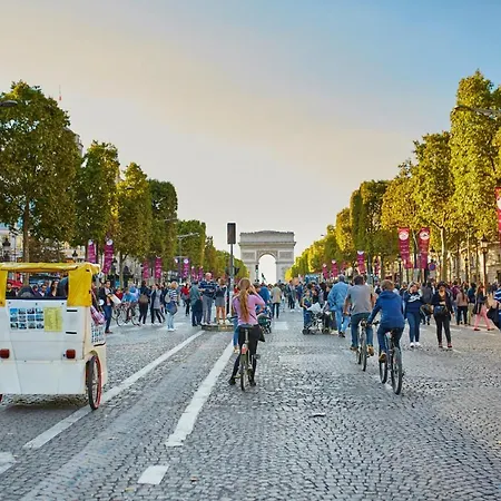 Refurbished Design Flat -near Champs-elysees 아파트